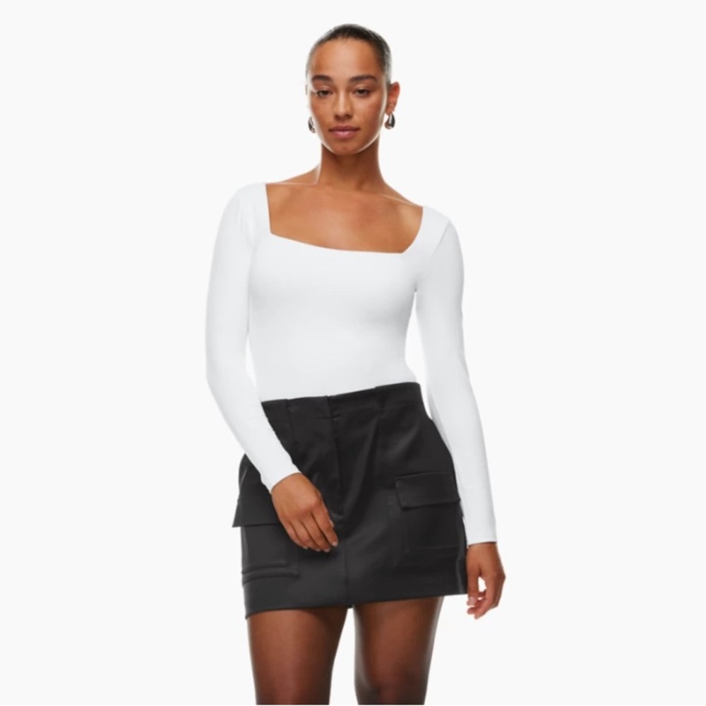 Aritzia Squareneck Longsleeve Bodysuit - Picture 2 of 4